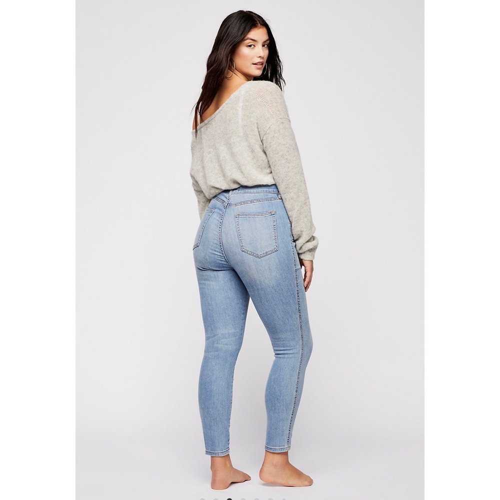 Free People CRVY high rise super skinny jeans 33
